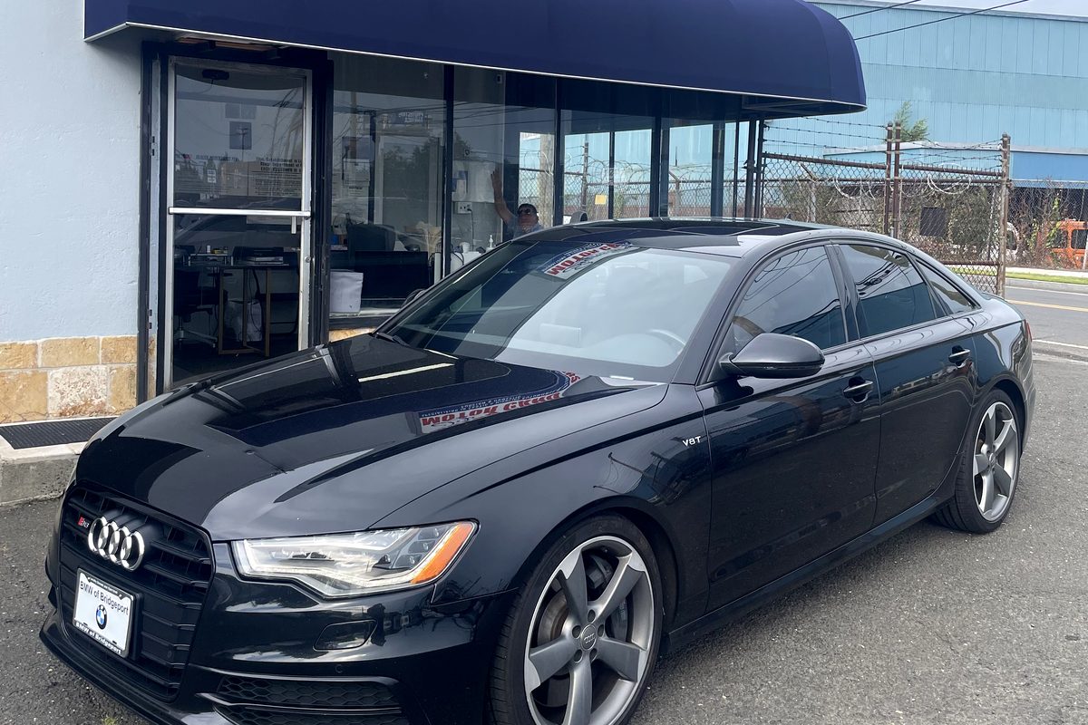 2014 Audi S6 in black